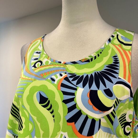 Vibrant Sleeveless A-line Dress with Abstract Pattern - Picture 2 of 11